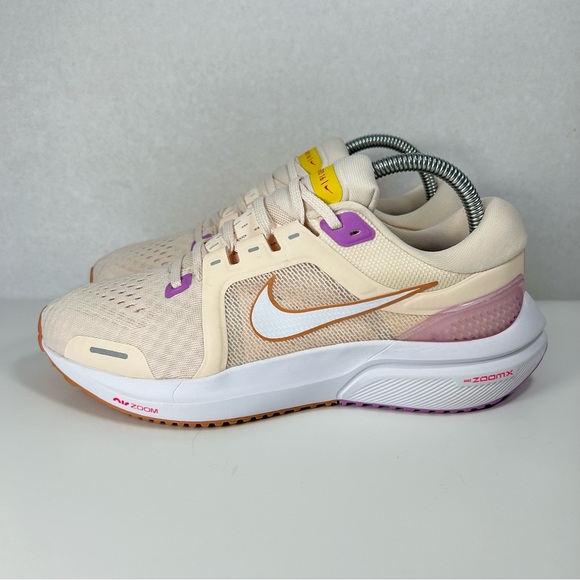 Nike AIR ZOOM VOMERO 16 'White Oxygen Purple' Road Run Shoe DA7698-800 Women's 8 - Picture 3 of 16